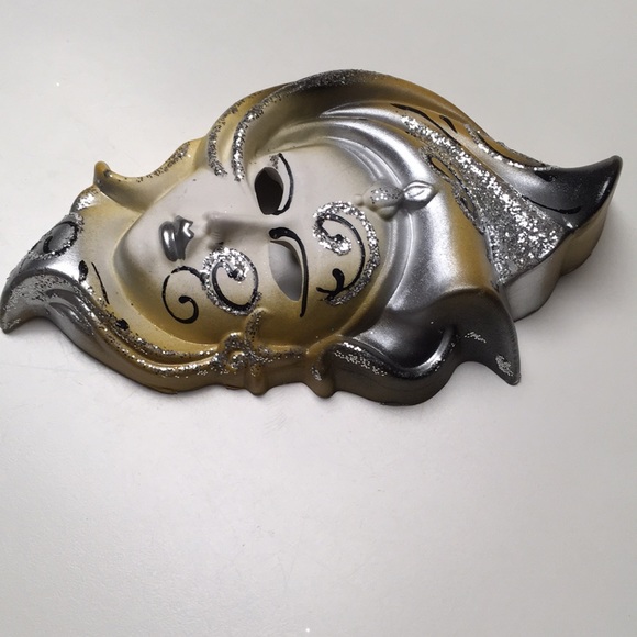 La Maschera Del Gsleone Hand Made Mask - Picture 8 of 8